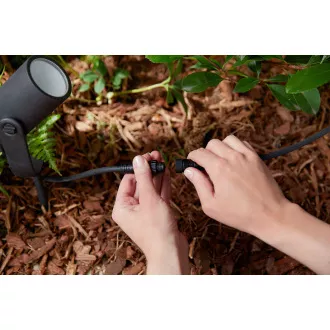PHILIPS Lily Outdoor Strahler, Hue White und Color Ambiance, 230V, 1x8W integrierte LED, Chrom matt, Auszug (1741530P7) PHILIPS Lily Outdoor Strahler, Hue White und Color Ambiance, 230V, 1x8W integrierte LED, Chrom matt, Auszug (1741530P7)