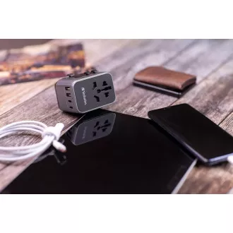 VERBATIM Universal-Reiseadapter UTA-03 Reiseadapter