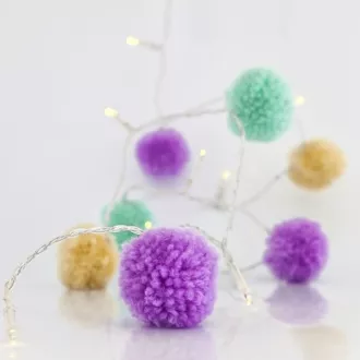 Eurolamp LED-Lichterkette mit Pompons, warmweiß, 10 Stück
