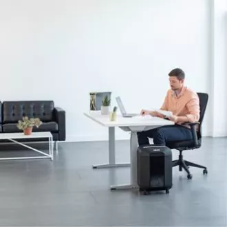 Fellowes automatischer Aktenvernichter LX 85 mit Querschneider